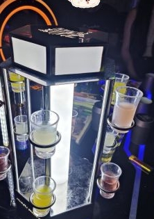 热舞派对酒吧（深圳福永店） - 全国335座高尔夫球场实时预订-高球爱好者一站式订场平台