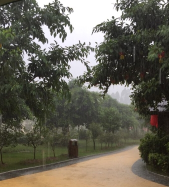 黄歧步行街 - 全国335座高尔夫球场实时预订-高球爱好者一站式订场平台