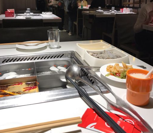 海底捞火锅(银川王府井店) - 全国335座高尔夫球场实时预订-高球爱好者一站式订场平台