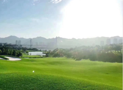 重庆保利/佰富·2球1晚 - 星际高球联盟-中国精英人士高尔夫旅游度假实景