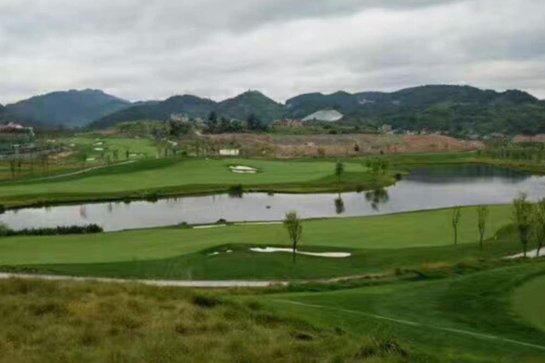 贵阳乐湾·1球1晚 - 高尔夫1球1晚特惠套票-星际高球联盟精选旅游套餐