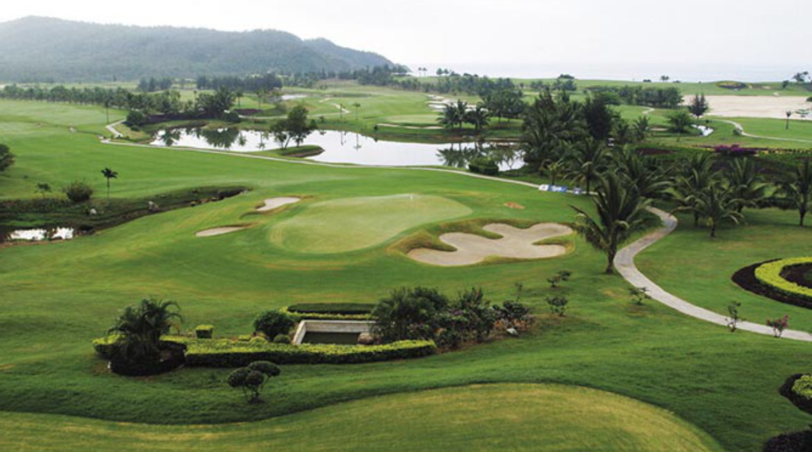 潮州万泉湖/潮汕·2球1晚 - 全国335座高尔夫球场实时预订-高球爱好者一站式订场平台