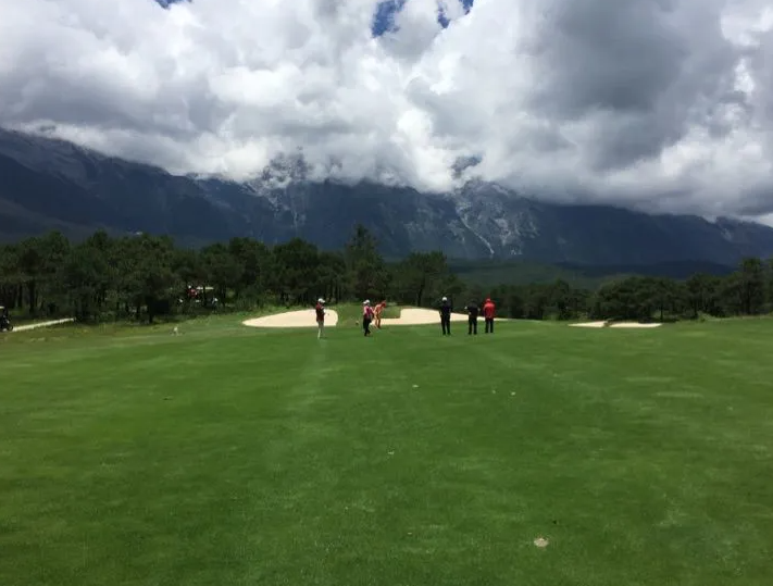 丽江玉龙雪山·1球1晚 - 星际高球联盟-中国精英人士高尔夫旅游度假实景