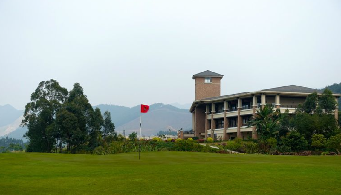 肇庆四会臻湖·1球1晚 - 高尔夫1球1晚特惠套票-星际高球联盟精选旅游套餐