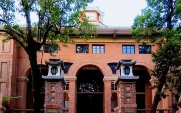 中山大学（广州校区南校园） - 高尔夫1球1晚特惠套票-星际高球联盟精选旅游套餐