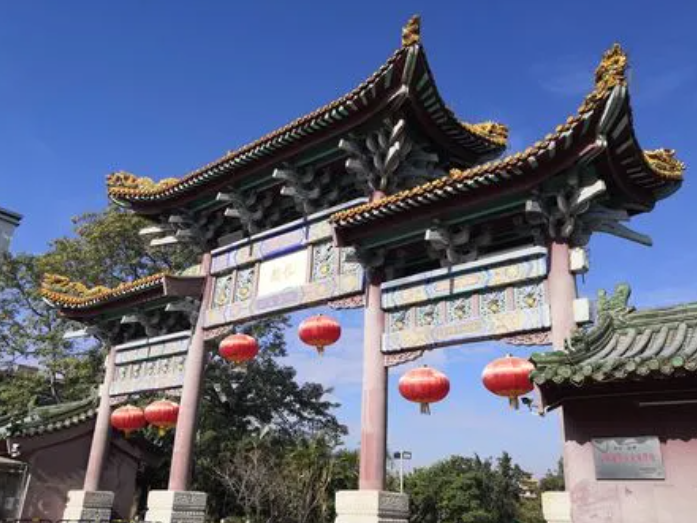 龙园 - 全国335座高尔夫球场实时预订-高球爱好者一站式订场平台