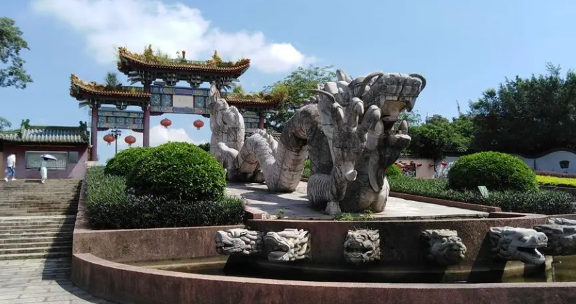 龙园 - 高尔夫1球1晚特惠套票-星际高球联盟精选旅游套餐