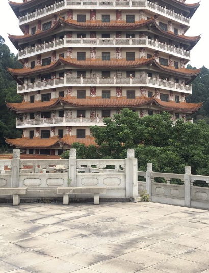 金沙寺 - 全国335座高尔夫球场实时预订-高球爱好者一站式订场平台