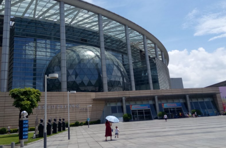 东莞市科学技术博物馆 - 高尔夫1球1晚特惠套票-星际高球联盟精选旅游套餐