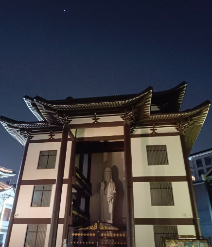 拈花寺 - 全国335座高尔夫球场实时预订-高球爱好者一站式订场平台