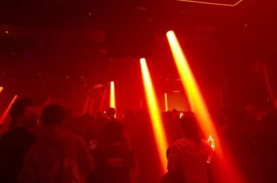 爱尚酒吧 - 高尔夫1球1晚特惠套票-星际高球联盟精选旅游套餐