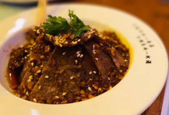 胡桃里（海港成店） - 全国335座高尔夫球场实时预订-高球爱好者一站式订场平台