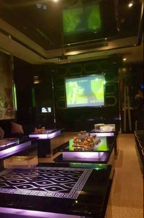 金门皇宫酒吧（南湖中路店） - 高尔夫1球1晚特惠套票-星际高球联盟精选旅游套餐