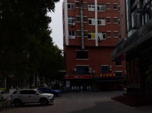 佛山市南海区唐会酒吧（骏雅广场店） - 星际高球联盟-中国精英人士高尔夫旅游度假实景