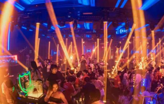 领潮派对酒吧（乐从大道店） - 全国335座高尔夫球场实时预订-高球爱好者一站式订场平台