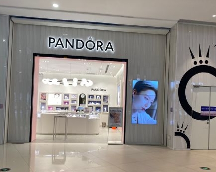 凯德乐峰广场(工业大道北店) - 高尔夫1球1晚特惠套票-星际高球联盟精选旅游套餐