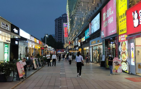 嘉洲广场（广佛新城店） - 高尔夫1球1晚特惠套票-星际高球联盟精选旅游套餐