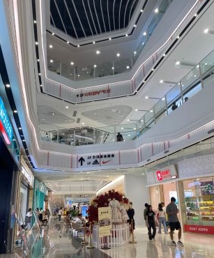 永旺梦乐城（广州新塘店） - 星际高球联盟-中国精英人士高尔夫旅游度假实景