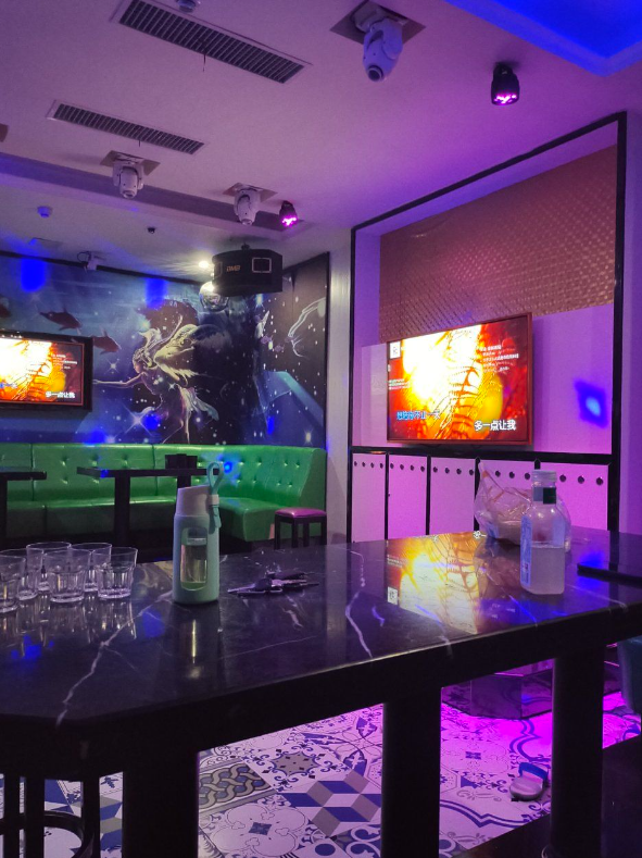 沸点音乐会所(石排店) - 全国335座高尔夫球场实时预订-高球爱好者一站式订场平台