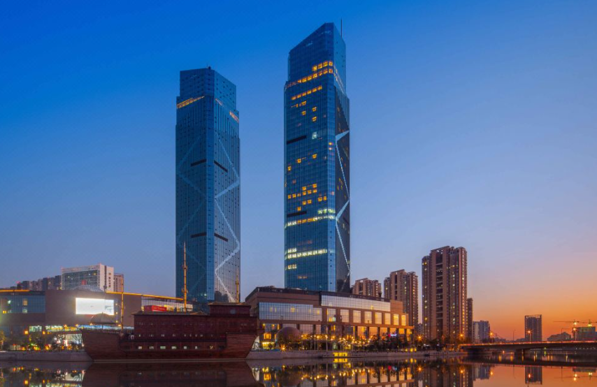 湖州温泉·2球1晚 - 海口观澜湖高尔夫球场预订-海南高尔夫旅游攻略推荐