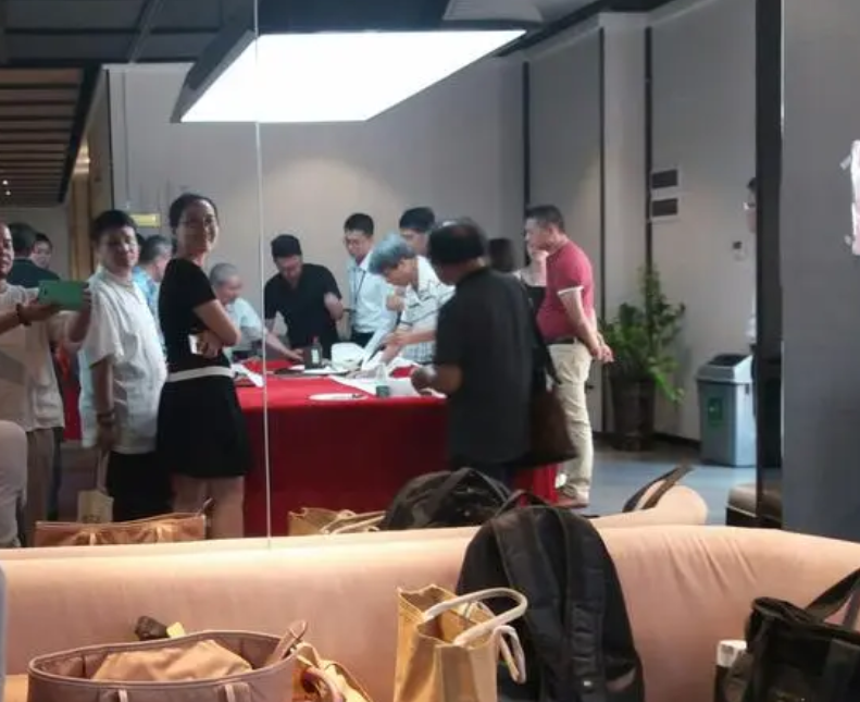 炎黄文化研究会画院 - 全国335座高尔夫球场实时预订-高球爱好者一站式订场平台