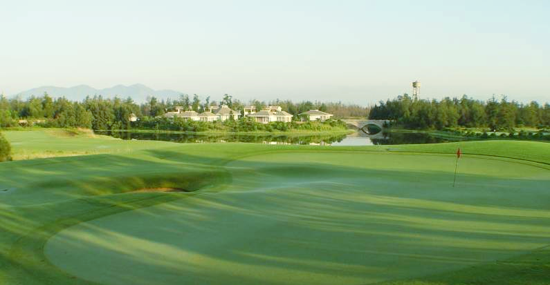 福州新东阳/温泉·2球1晚 - 海口观澜湖高尔夫球场预订-海南高尔夫旅游攻略推荐