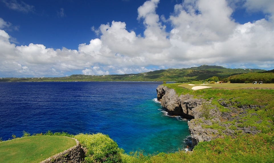 塞班岛劳劳贝/翠鸟/珊瑚海洋·3球4晚 - 阳江保利银滩高尔夫套票-海滨高尔夫旅游1球1晚套餐