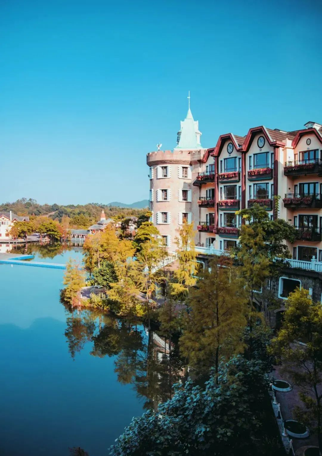 深圳云海谷/东莞凤凰山/银利·3球2晚 - undefined