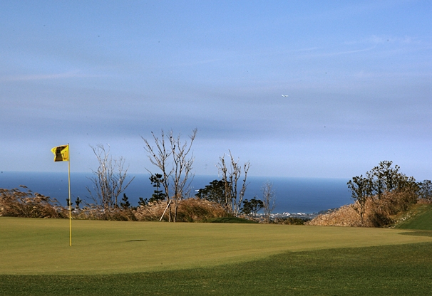 济州岛吾罗/爱威利斯/中文·3球3晚 - 全国335座高尔夫球场实时预订-高球爱好者一站式订场平台