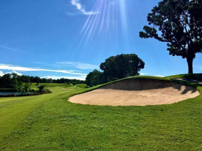 泰国芭提雅布拉法/帕塔纳/金凤凰·3球3晚 - 全国335座高尔夫球场实时预订-高球爱好者一站式订场平台