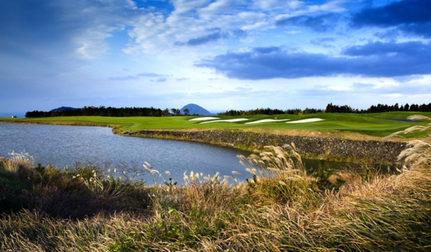 济州岛黑石/吾罗/乐天·3球3晚 - 阳江保利银滩高尔夫套票-海滨高尔夫旅游1球1晚套餐