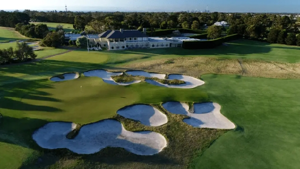 澳大利亚墨尔本·5球8晚 - 全国335座高尔夫球场实时预订-高球爱好者一站式订场平台