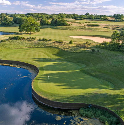 伦敦高尔夫球会 - 全国335座高尔夫球场实时预订-高球爱好者一站式订场平台