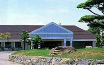 盐峰高尔夫球会