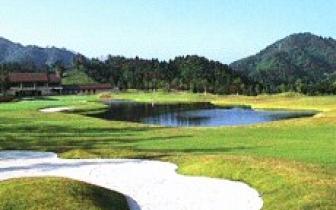 雷马高原高尔夫球会