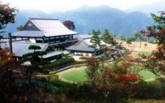 伊香保高尔夫球会(清泷城场)