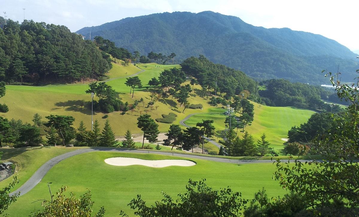 雪岳山太阳谷高尔夫球会