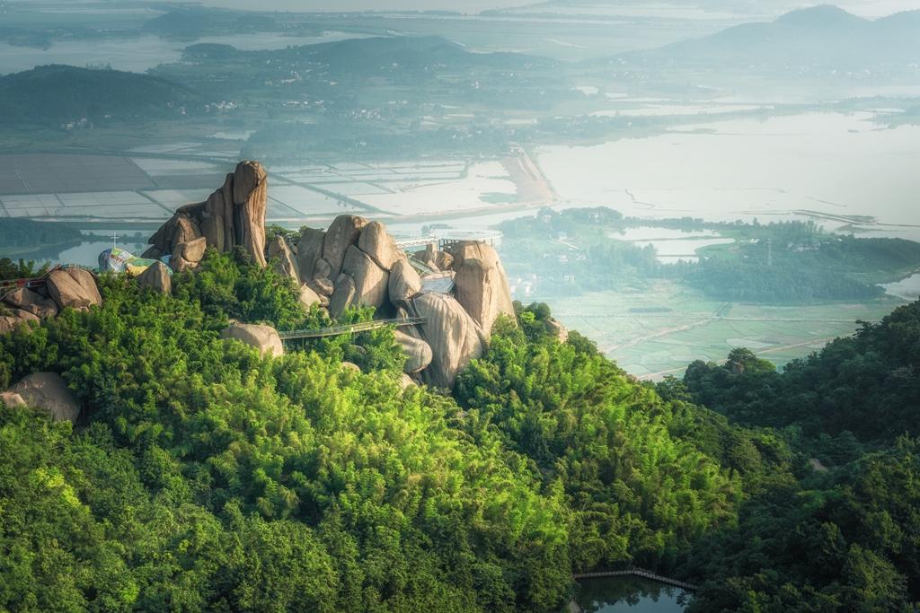 巨石山 - 星际高球联盟-中国精英人士高尔夫旅游度假实景