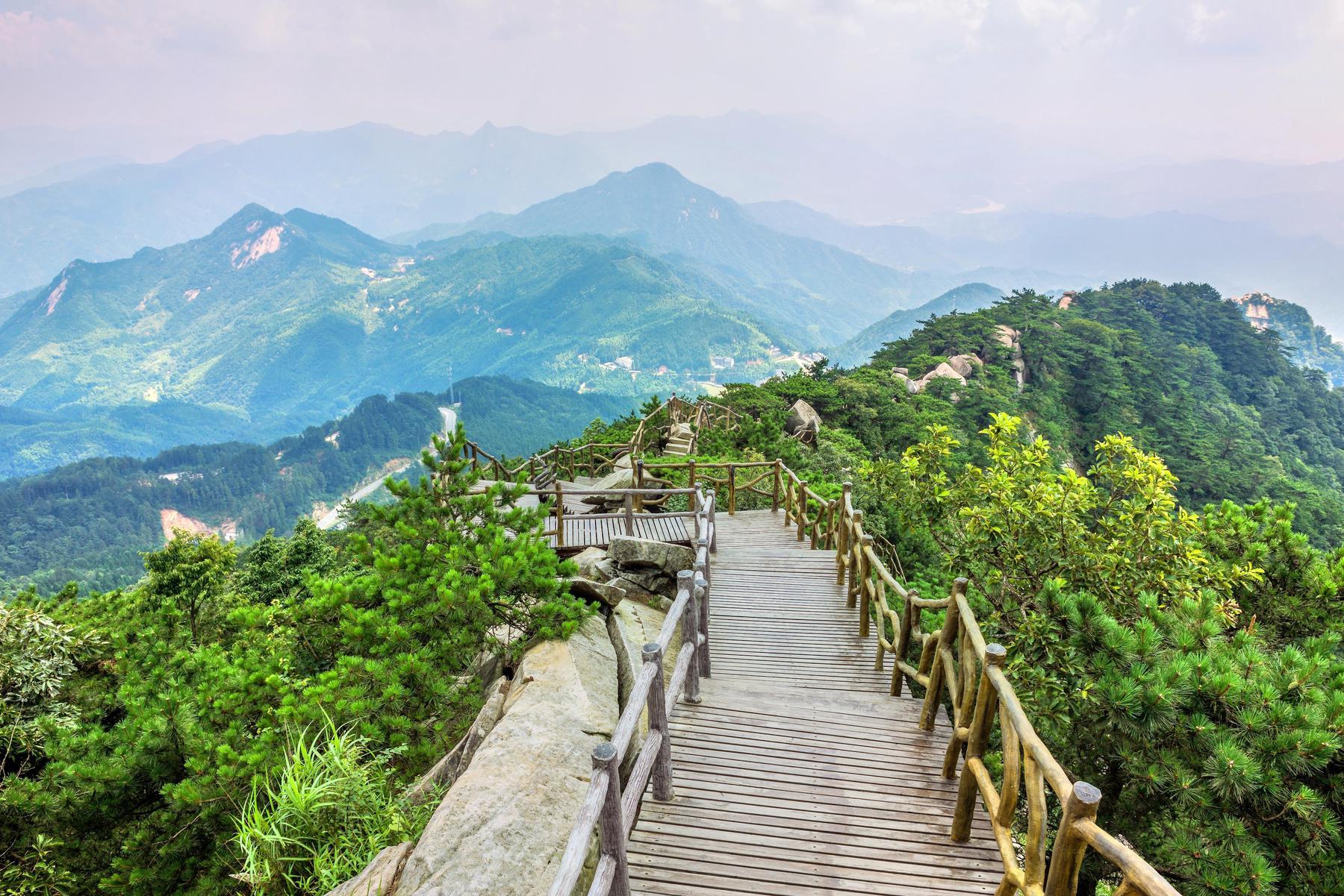 罗田大别山薄刀峰风景区 - 星际高球联盟-中国精英人士高尔夫旅游度假实景