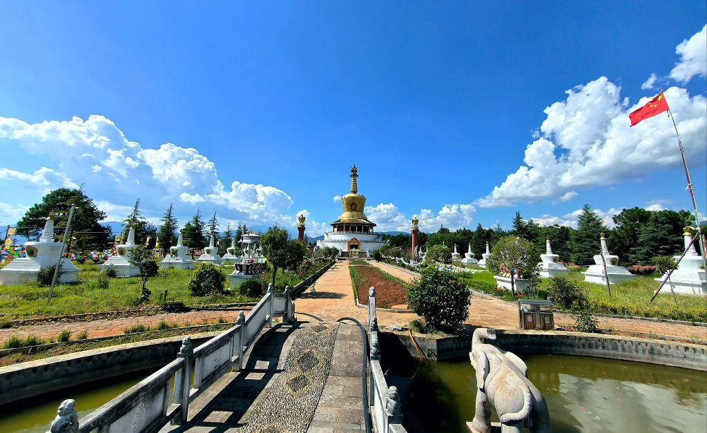 丽江金塔景区 - 星际高球联盟-中国精英人士高尔夫旅游度假实景