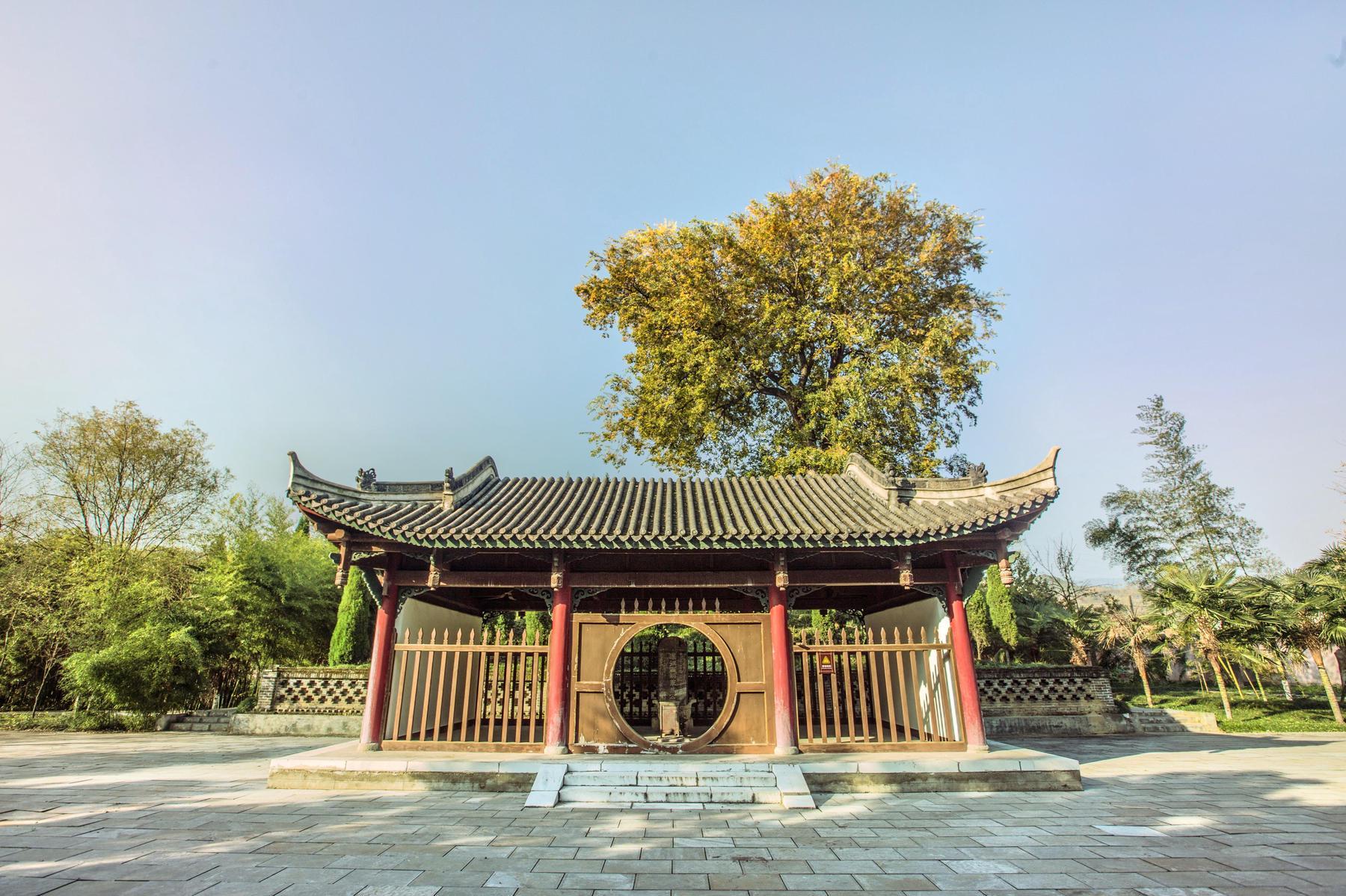 马超墓 - 星际高球联盟-中国精英人士高尔夫旅游度假实景
