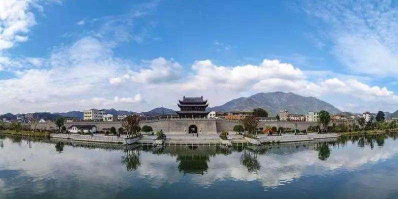 梅城古镇 - 星际高球联盟-中国精英人士高尔夫旅游度假实景