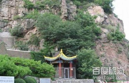 明代摩崖石刻 - 星际高球联盟-中国精英人士高尔夫旅游度假实景