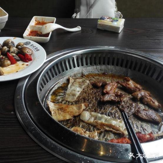 海吃海喝海鲜烤肉餐厅(驾鹤店) - 星际高球联盟-中国精英人士高尔夫旅游度假实景