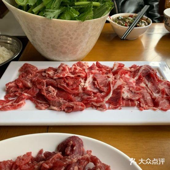 胡子哥酸汤牛胸肌火锅(护国路总店) - 星际高球联盟-中国精英人士高尔夫旅游度假实景