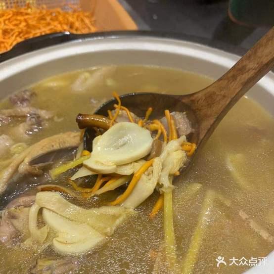 丽景寻鲜(古城丽影店) - 星际高球联盟-中国精英人士高尔夫旅游度假实景