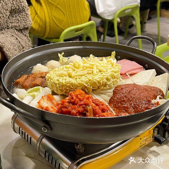 七斗厨(山师东路店) - 星际高球联盟-中国精英人士高尔夫旅游度假实景