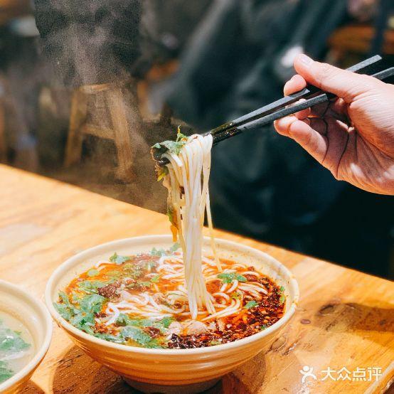 尝回头羊肉粉(体育馆店) - 星际高球联盟-中国精英人士高尔夫旅游度假实景