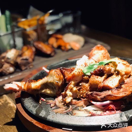 曼哈顿美式餐吧(东方里华侨城店) - 星际高球联盟-中国精英人士高尔夫旅游度假实景