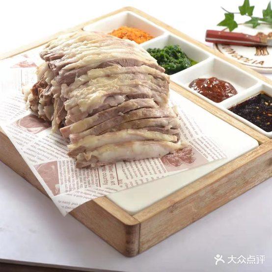 贝勒塔拉·手把肉·蒙餐(和平路店) - 星际高球联盟-中国精英人士高尔夫旅游度假实景